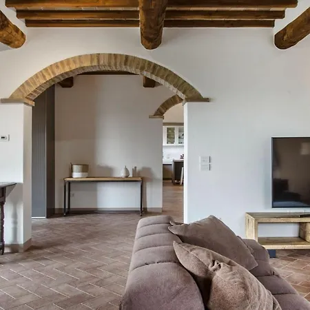 빌라 Chiugi By Posarellivillas 세지아노