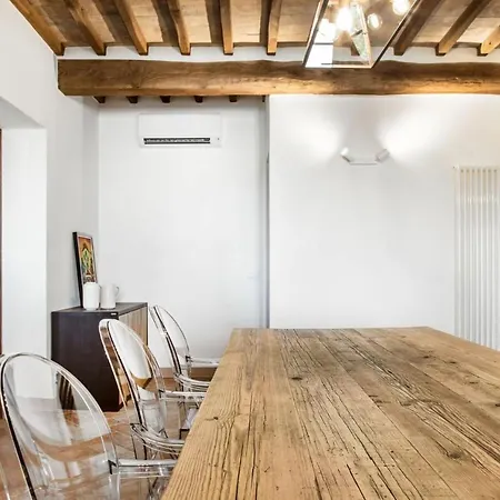 빌라 Chiugi By Posarellivillas 세지아노